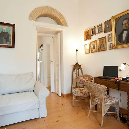 Captain Elias' House Ferienhaus
